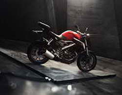 Представлен бензиновый Honda CBR400R 2024, который сильно подешевел по сравнению с предыдущей моделью и стоит менее $5000